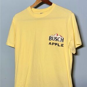 🍎🍺Busch Apple Yellow Men's Short Sleeve Tee